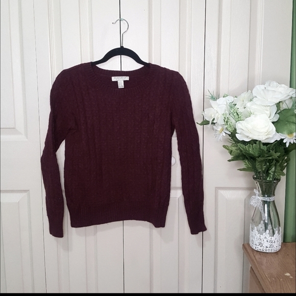 Forever 21 Maroon knit sweater - Picture 2 of 2